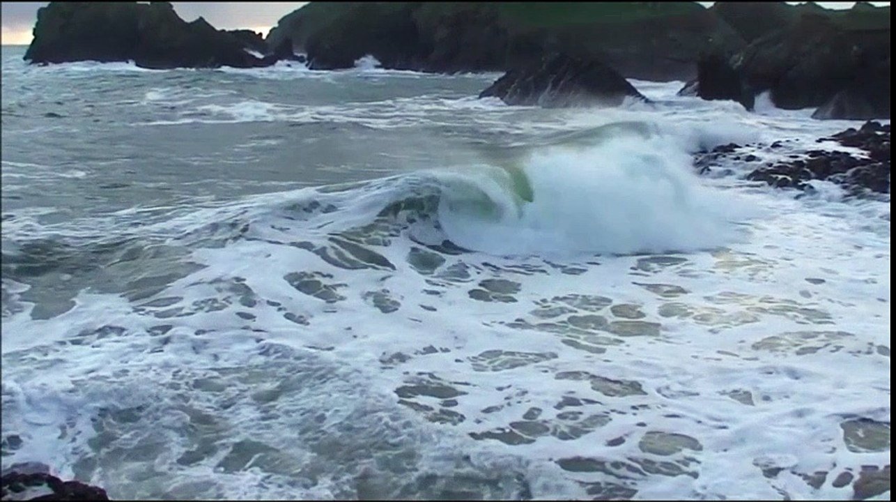 The High Tide and Sea Winds makes the Ocean Waves Rough