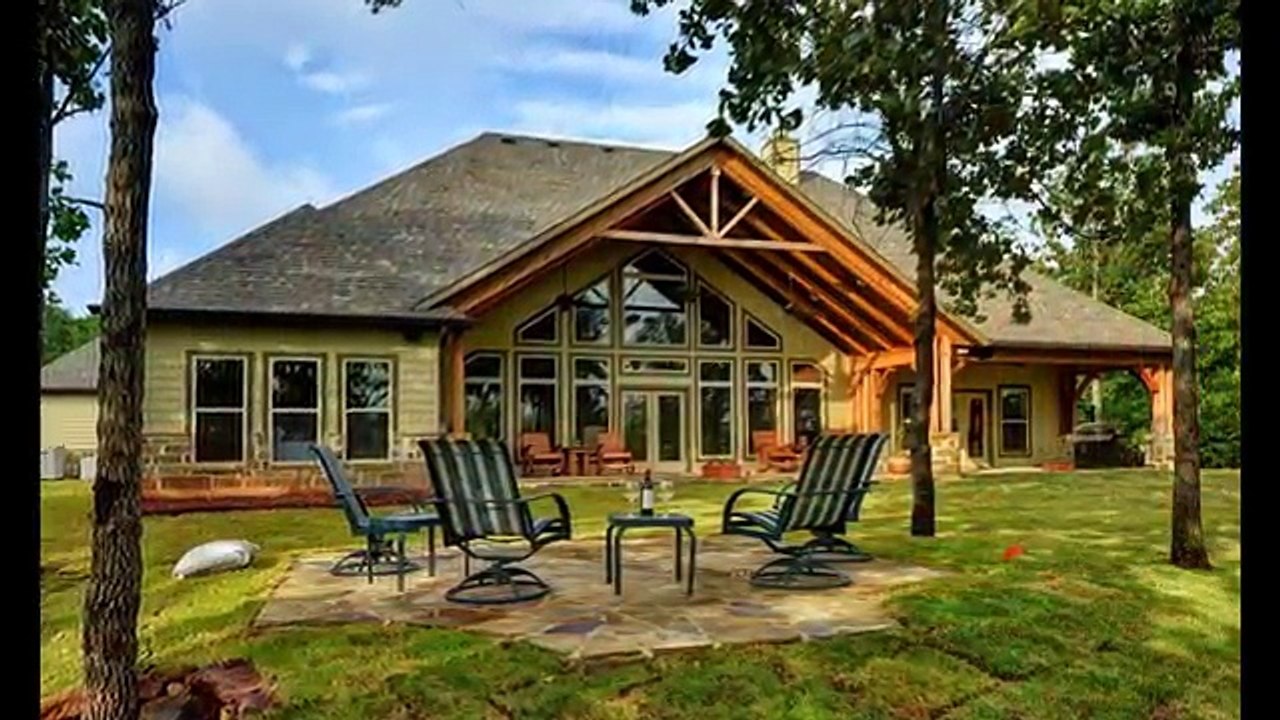Ward Lakeside Home