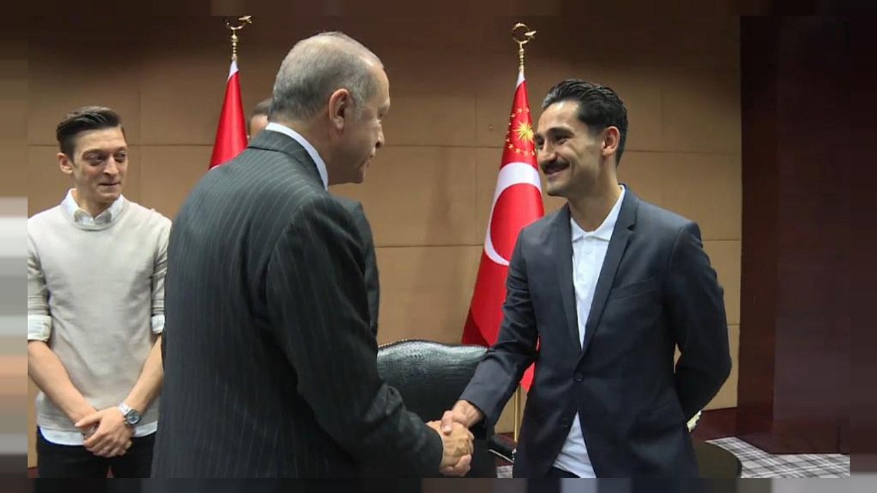 Gündogan: 'Fußball ist unser Leben und nicht die Politik'