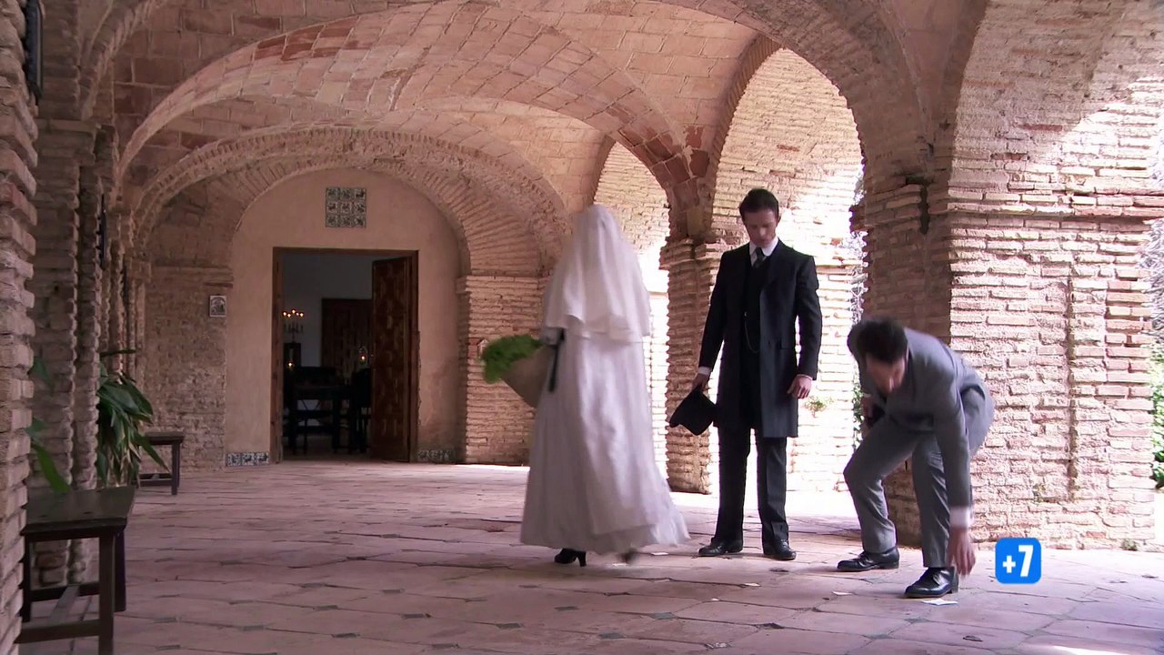 "Ha ido manipulando a todos los que se han acercado a ella" - Avance 'Acacias 38' (Video)