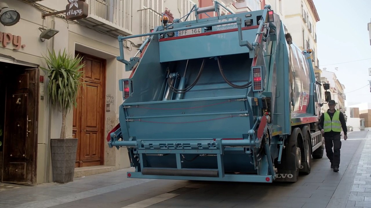 VOLVO’DAN “FE” ELEKTRİKLİ ÇÖP KOMYONU