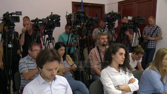 Përgjimi nga PD, Balla: Prokuroria të hetojë çështjen - Top Channel Albania - News - Lajme