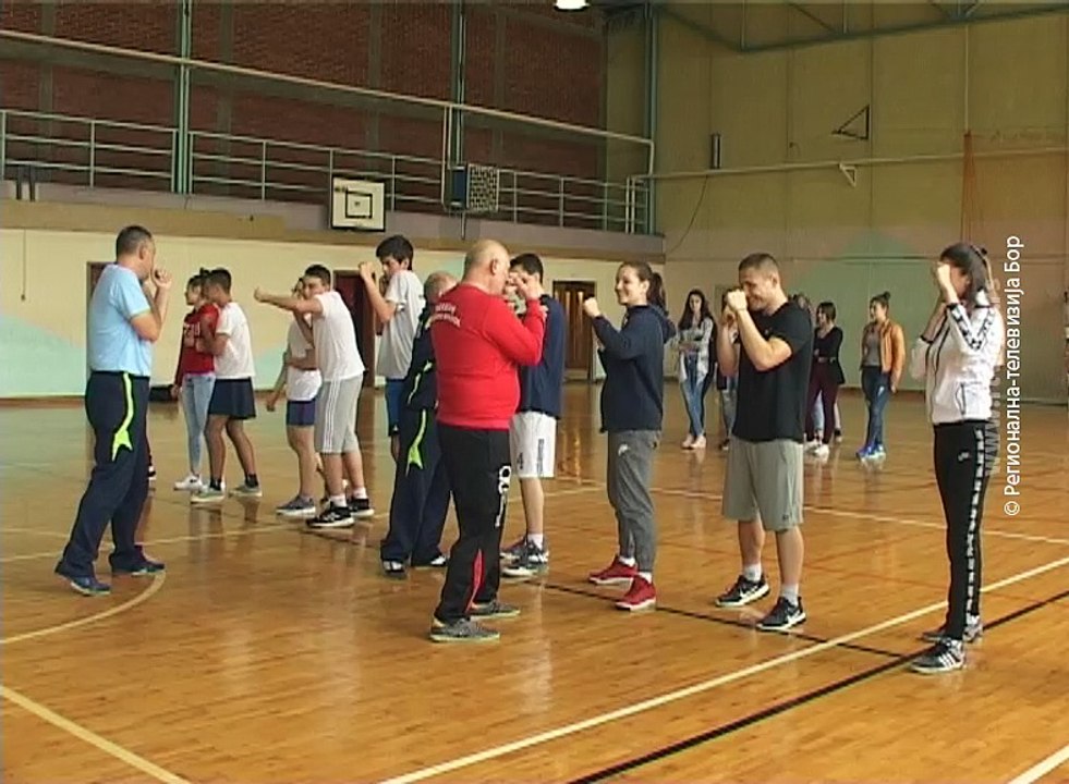 Olimpijska škola boksa na časovima fizičkog vaspitanja, 15. maj 2018. (RTV Bor)
