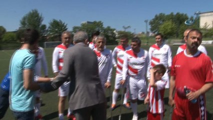 Samsun’da engelliler ile polisler futbol maçında karşı karşıya geldi