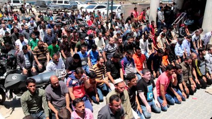 - Gazzeliler Şehitlerini Ebediyete Uğurladı