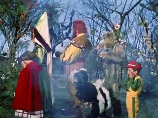 Caperucita y Pulgarcito Contra los Monstruos.1962 pelicula completa part 2/3