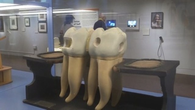 La historia de los dentistas llega a Londres
