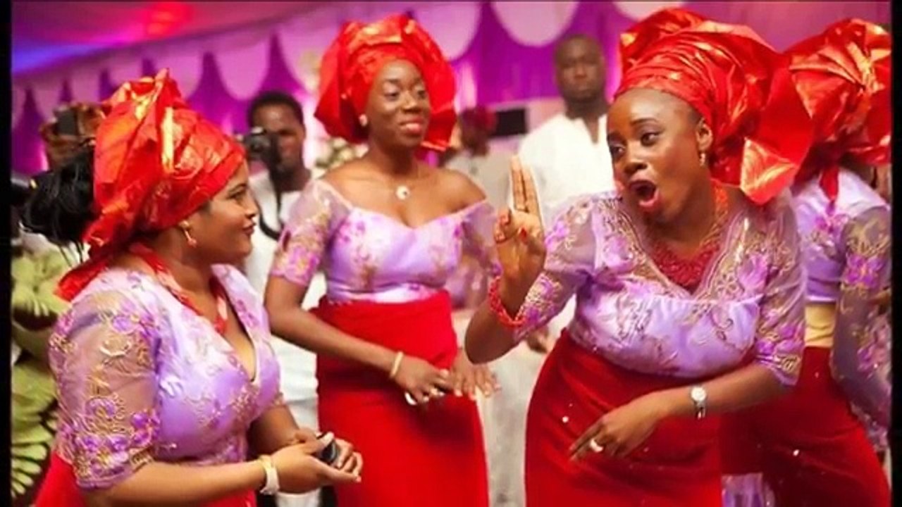 Latest Igbo Blouse Styles for Wrappers: Niger-Delta & Igbo Women Fashion (African Fashion)