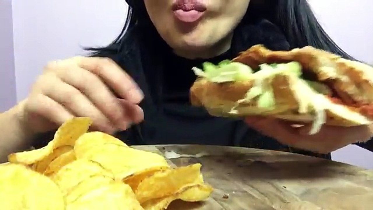 ASMR SUBWAY Pizza Sub (EATING SOUND) | SAS-ASMR