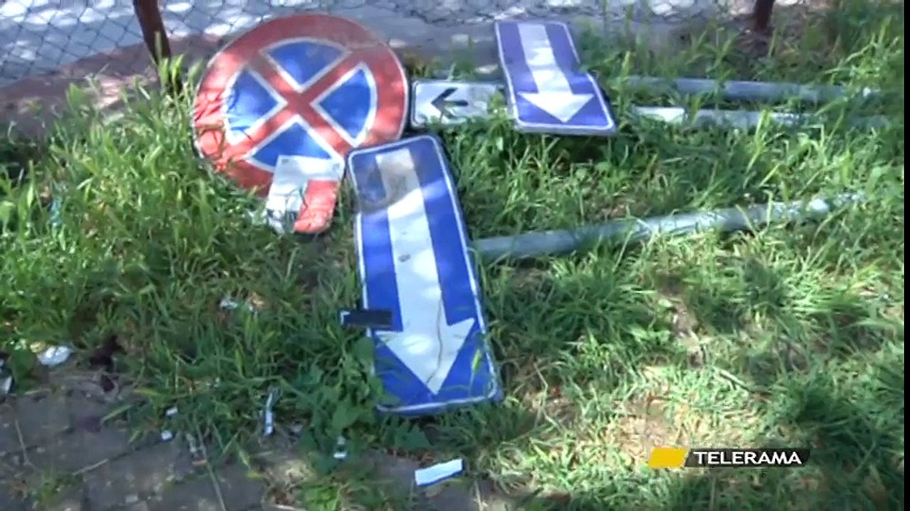 Puglia: migranti fanno pipì davanti ai bambini nel parco giochi, residenti si ribellano e filmano tutto "non è la prima volta, ora basta!"