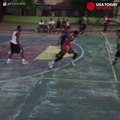 One-arm hooper sauces an entire team