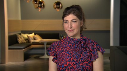 Mayim Bialik Admits Online Dating Didn't Work for Her