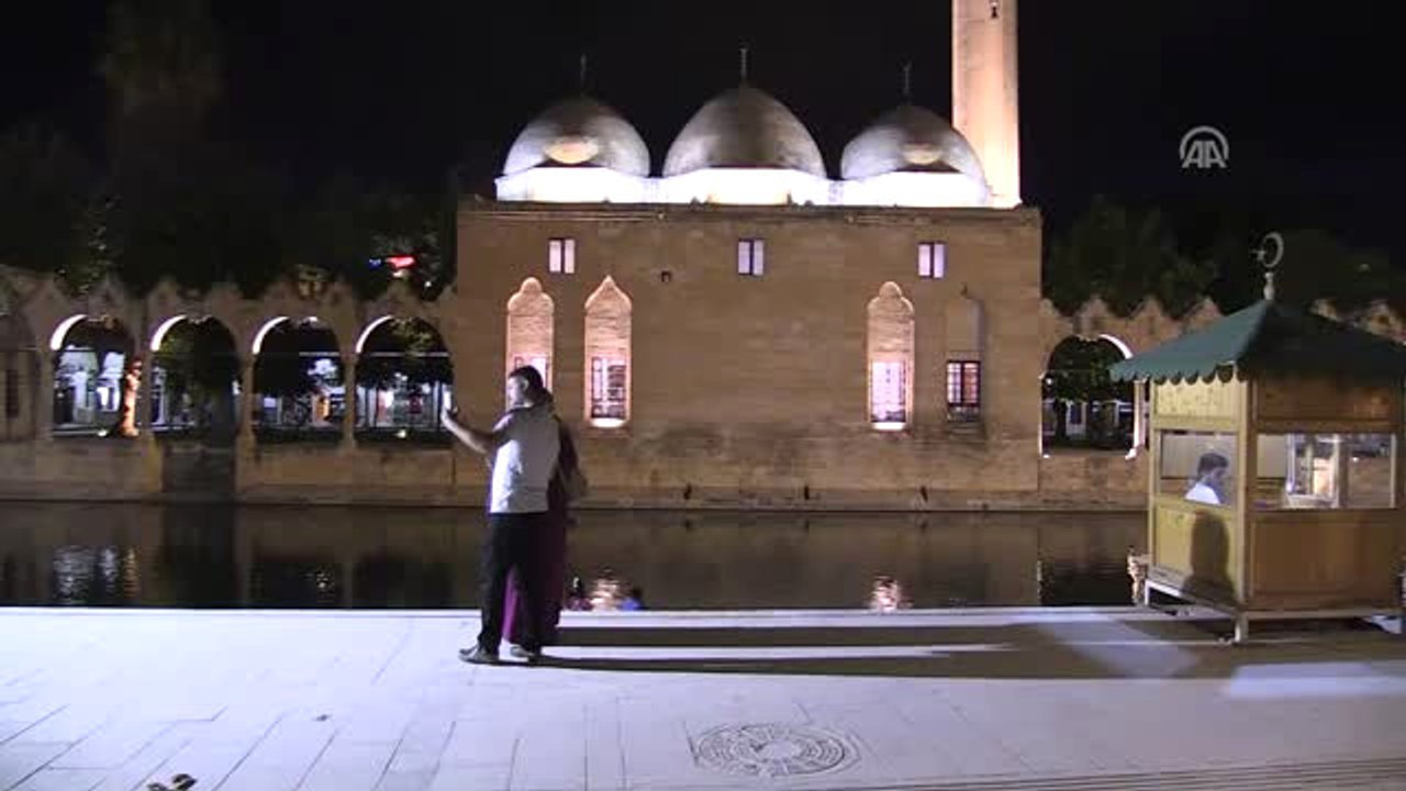 Peygamberler Şehri"Nde Teravih Coşkusu