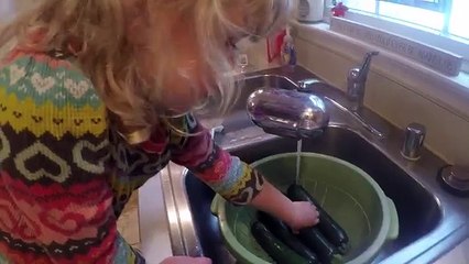 Slow Cooker Chicken Pot Pie | Cooking Vlog