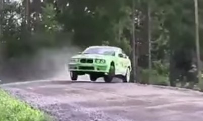 VÍDEO: la salvada del día... Ha tenido ¡mucha suerte!