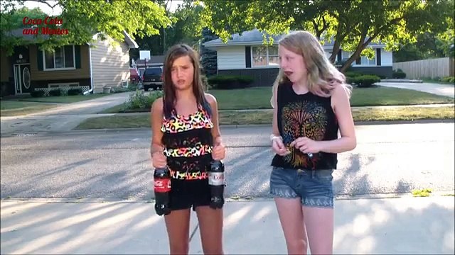 10 CRAZY EXPERIMENTS with COCA COLA!! Cool & incredible science experiments with COKE you must watch