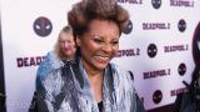 Leslie Uggams Talks Big Male Fan-Base | 'Deadpool 2' Premiere