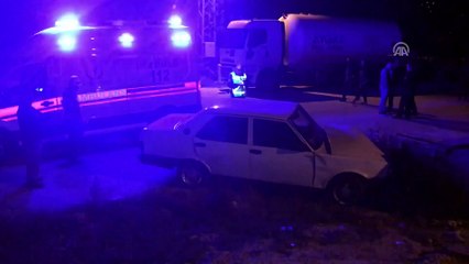 Direksiyonsuz otomobille kaza yaptılar - BİLECİK