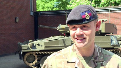 GB:derniers préparatifs pour la cavalerie avant le mariage royal