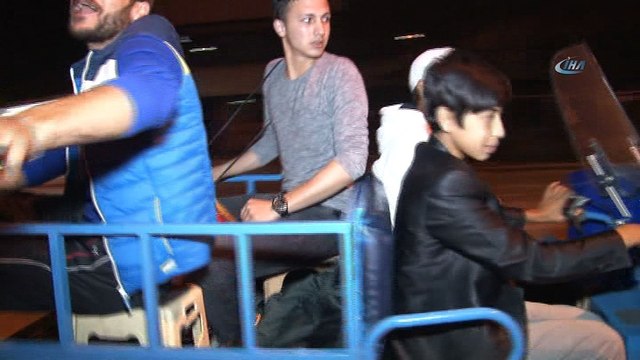 Ramazan davulcuları triportörle mesaiye başladı