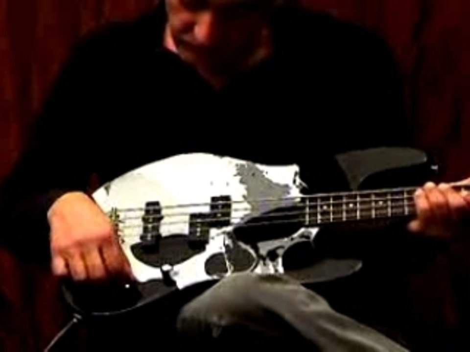 Squier Jazz Bass Frank Bello Signature