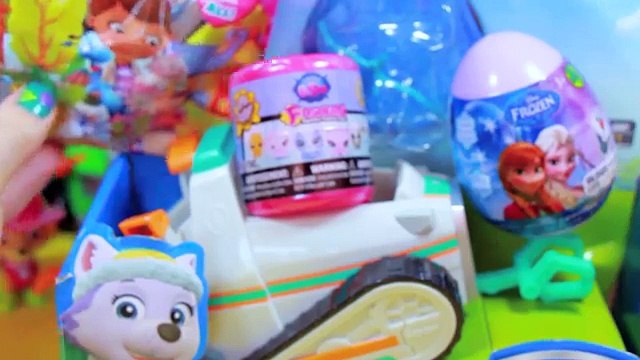 PATRULHA CANINA BRINQUEDOS Everest Peppa Pig George Moto de Neve Ovo Surpresa Portugues Ep 6