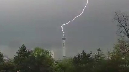 기습 호우에 수도권 도심 곳곳 침수·벼락 피해 / YTN