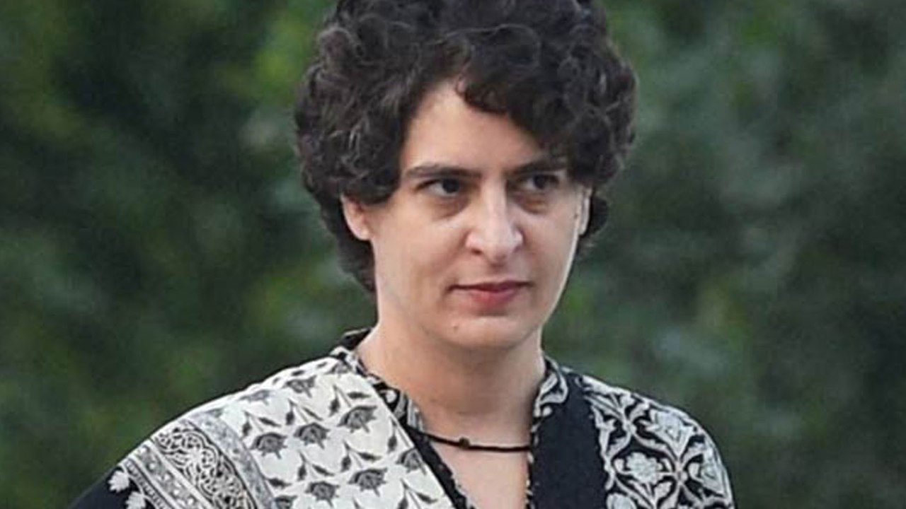 గోవా, మణిపూర్ రిపీట్ కాకుండా పావులు కదిపిన ప్రియాంక గాంధీ