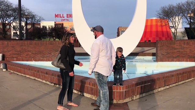 Il fait pipi durant une demande en mariage