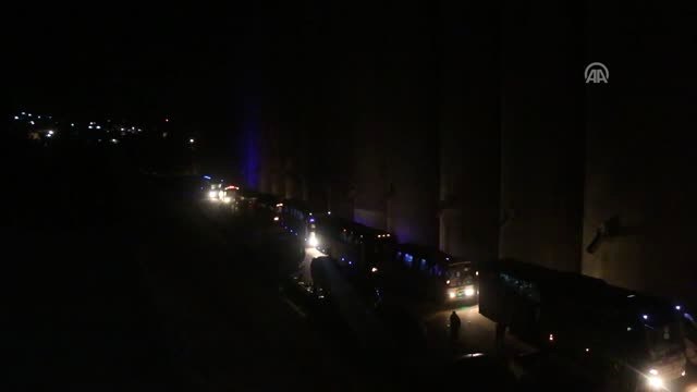 Suriye'nin Humus İlinden Tahliyelerde Sayı 30 Bini Aştı