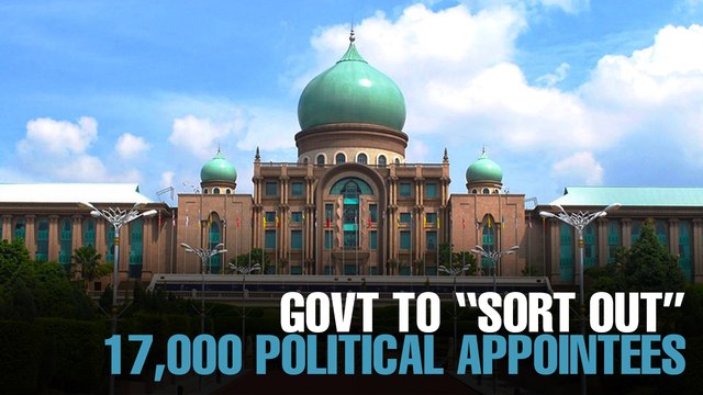 NEWS: 17,000 political appointees’ jobs on the line