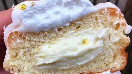 Pinot Grigio Doughnuts Are About To Become Your Favorite Boozy Dessert