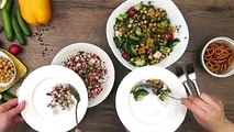 Perfekte Meal Prep-Rezepte! Wir haben hier zwei Varianten von frischen Frühlingssalaten für euch! Yammi! ZUM REZEPT 