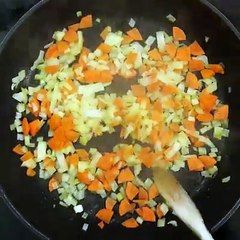 On aime tous les lasagnes alors voici de quoi en faire rapidement et facilement !▶️ La recette :