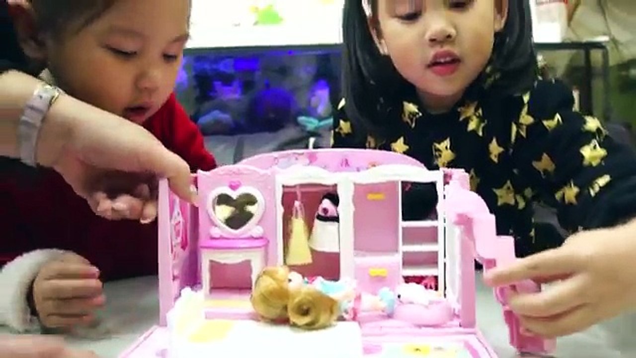 迷你MIMI甜心提包屋玩具開箱|扮家家酒玩具介紹|娃娃玩偶下午茶玩具|培樂多點心組合玩具|粉紅豬小妹佩佩豬教室玩具組|peppa pig play-doh 就在Sunny YummyTOYs