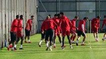 Sivasspor sezonu 3 puanla kapatmak istiyor - SİVAS