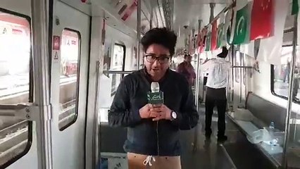 Lahore Orange Train : How is it  From Inside and from outside.