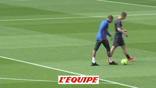 Mbappé s'entraîne à part - Foot - L1 - PSG