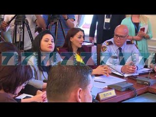 PARTIA DEMOKRATIKE BLLOKON KOMISIONIN E LIGJEVE - News, Lajme - Kanali 15