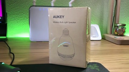 Aukey - Bombilla LED RGB con Altavoz BT LT-BS1 // Review en Español