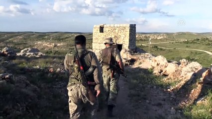 Güvenlik korucularının bin 100 rakımlı tepede ilk iftarı - MARDİN