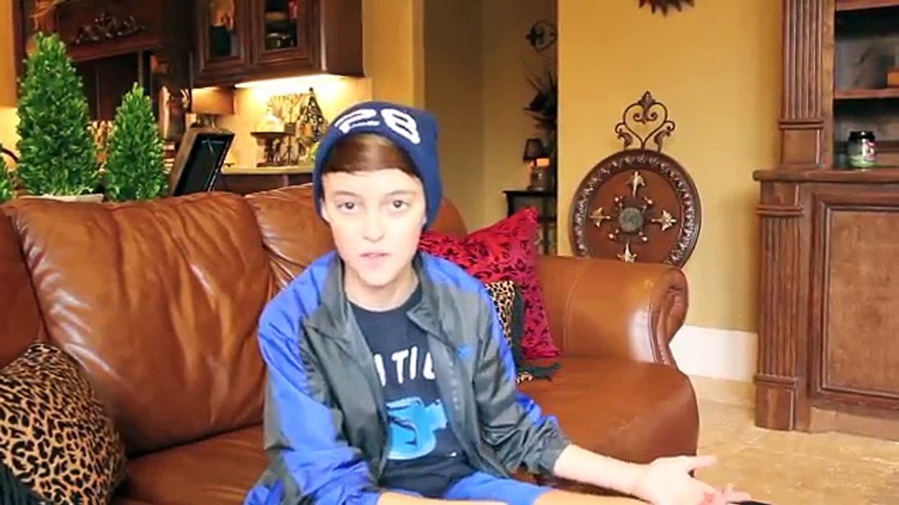 What.Kaelyn Becomes A Boy?!