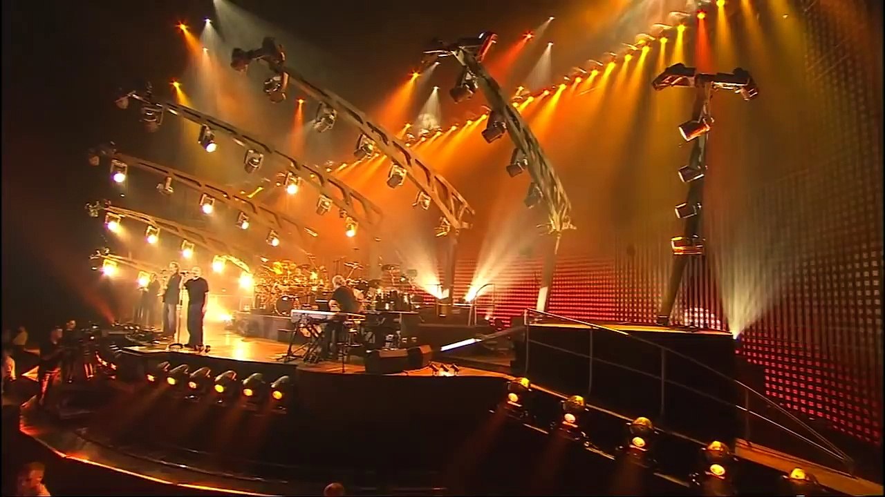 Genesis - The Carpet Crawlers - Dusseldorf 27 Junio 2007