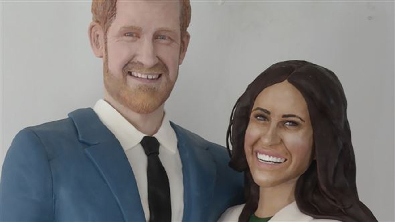 Zuckersüß: Harry und Meghan als lebensgroße Torte
