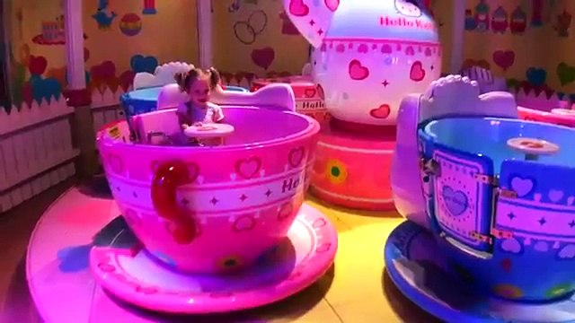 Влог в Леголенде Настя едет к Томас и его друзья и к Хелло Китти Видео для Детей и девочек