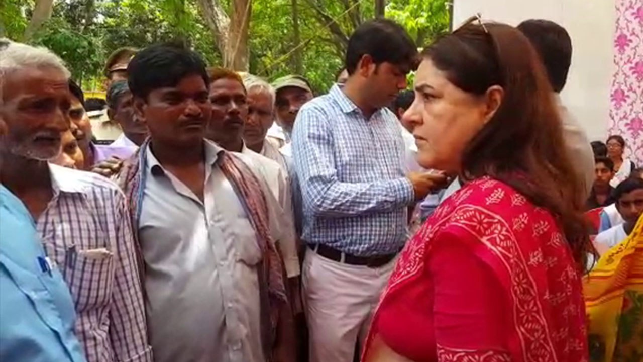 गन्ना किसानों पर भड़की मेनका गांधी, बोलीं देश क...