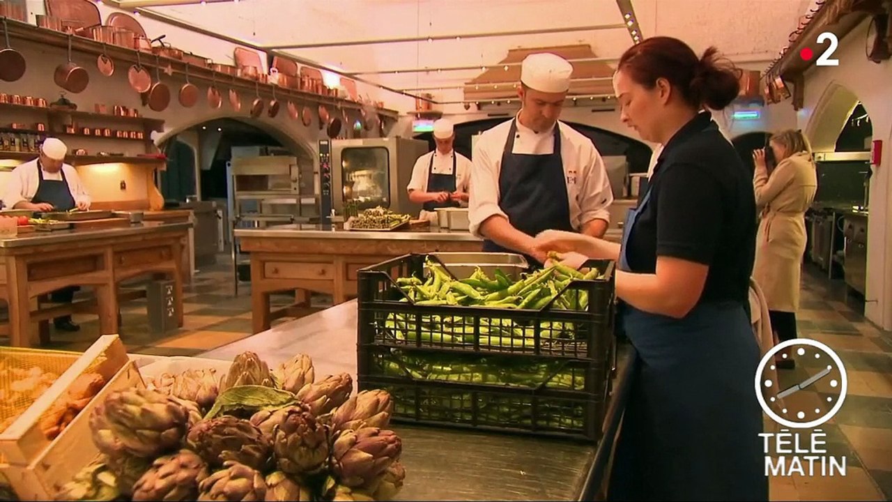 Mariage d'Harry et Meghan : les cuisiniers s'activent, les Britanniques s'impatientent