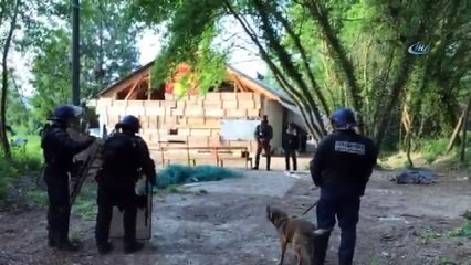 - Fransa hükümetinden 9 yıl süren eylemlere operasyon