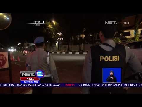 Seorang Ibu Berteriak Di Depan Mapolda Riau -NET12