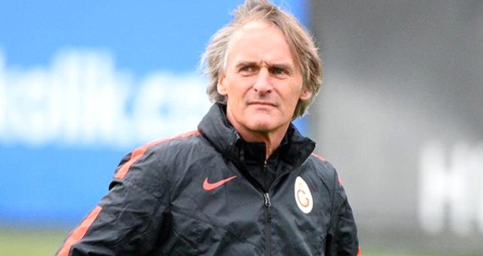Galatasaray'ın Eski Teknik Direktörü Riekerink, Heerenveen'e İmza Attı